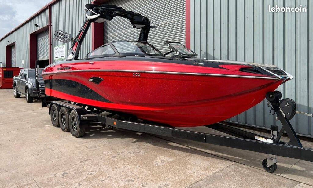 Centurion ri237 2021 100hrs Wake Bateau (image 1)