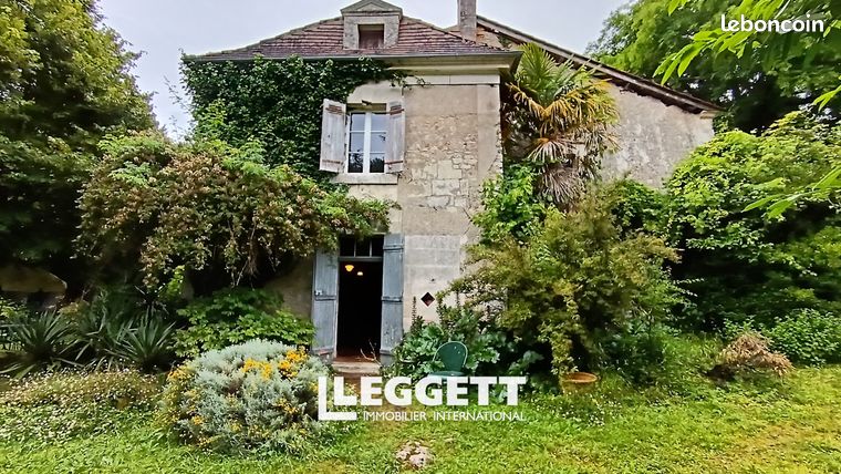 Maison 9 pièces 220 m²