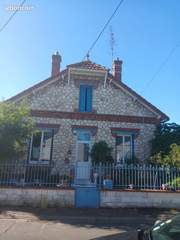 Maison 5 pièces 110 m² · à Châlette-sur-Loing · 110 m² · 220 000 €