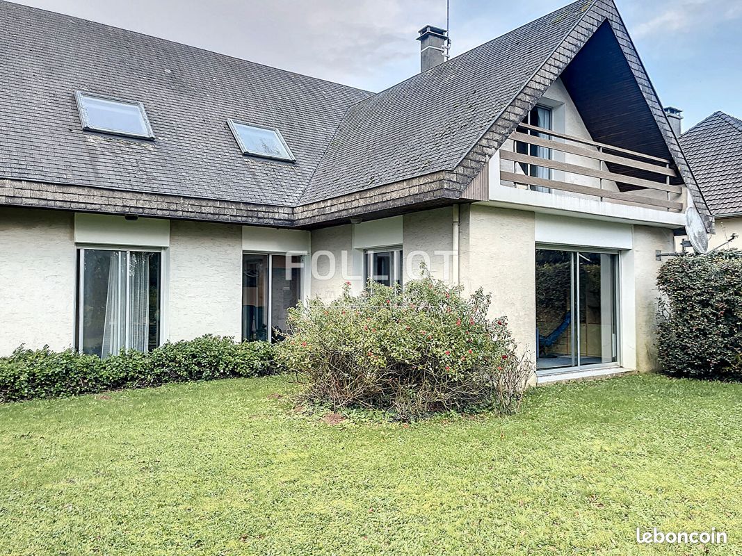 Maison 7 pièces 156 m² · à Saint-Jean-des-Champs · 156 m² · 234 500 €