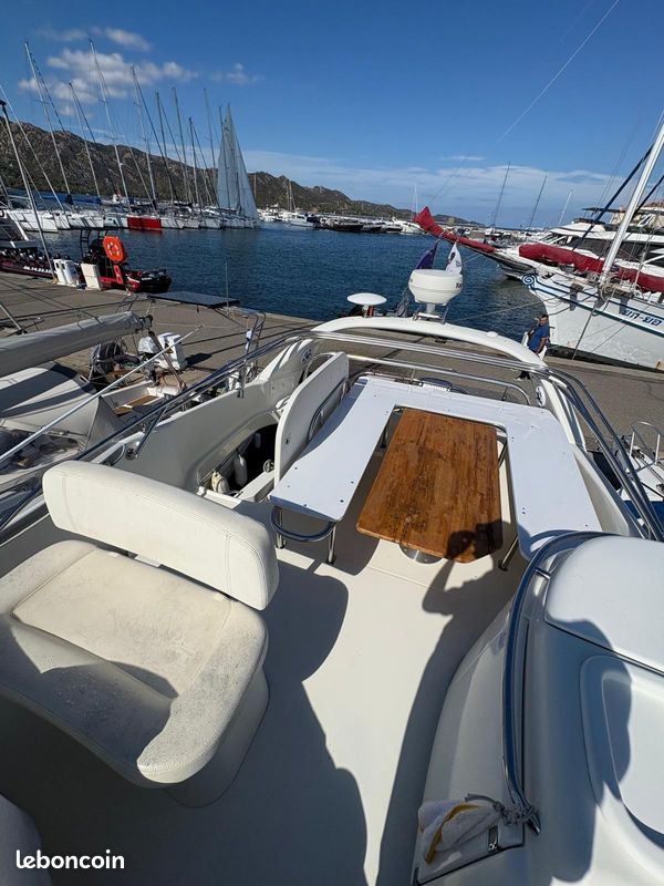 Cranchi Atlantique 40 Fly (image 3)