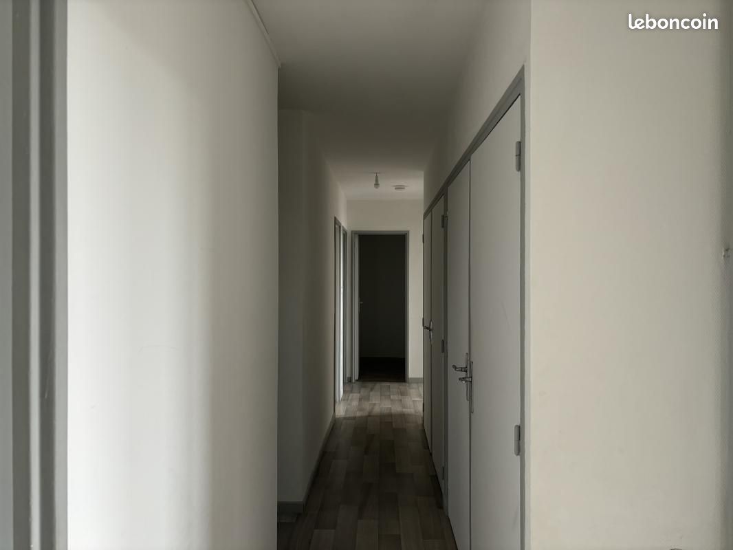 Appartement 5 pièces 90 m² - Cornil 19150 (image principale 4)