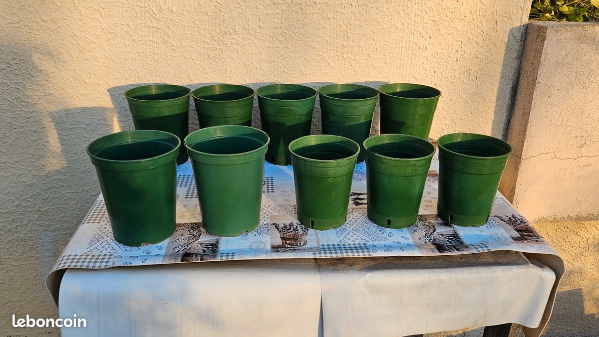 10 pots de fleuristes verts, Neufs …lot33 (image 2)