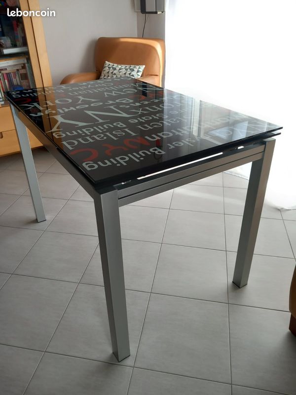 Table design (image 3)