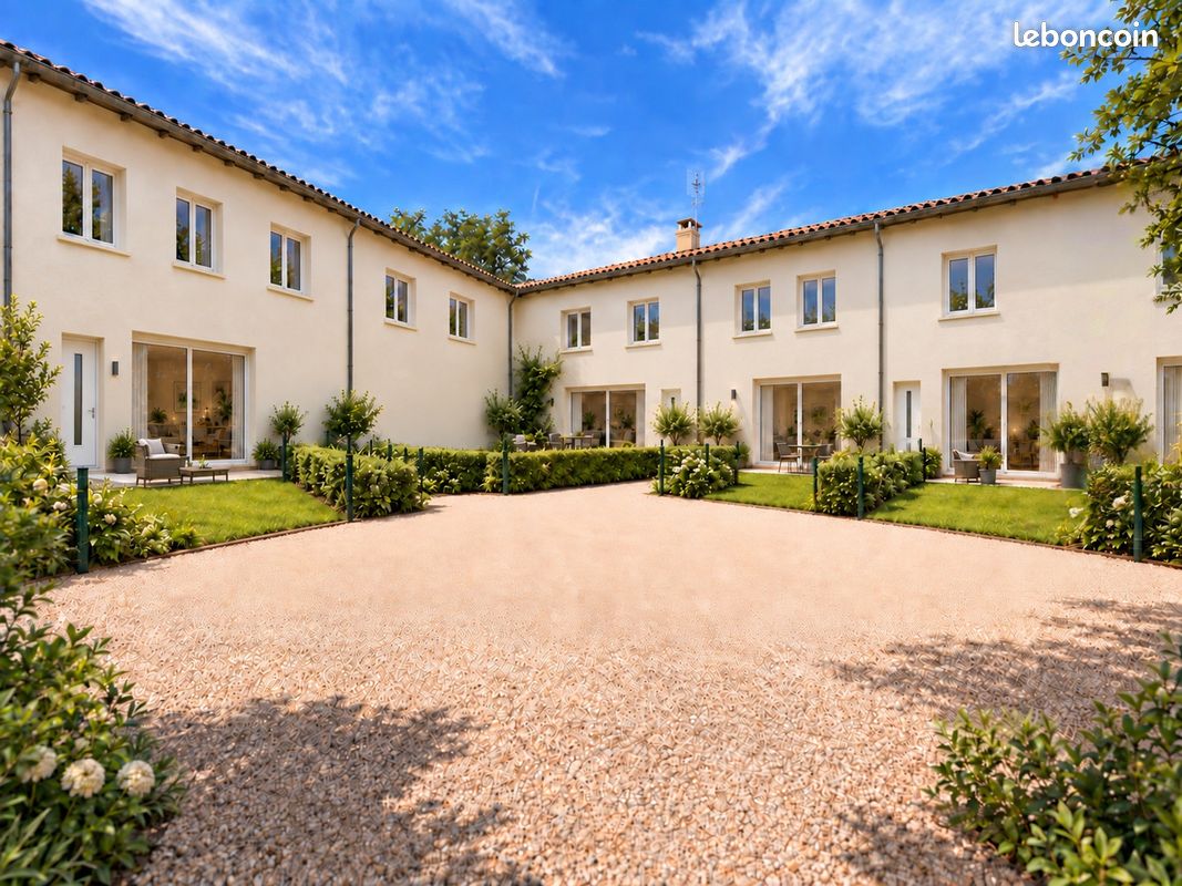 Maison 2 pièces 66 m² · à Misérieux · 66 m² · 140 000 €