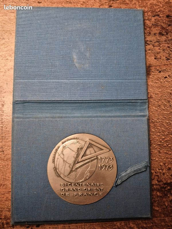 Pendentif Zodiaque Sagittaire Finition Argentée | 3 Suisses
