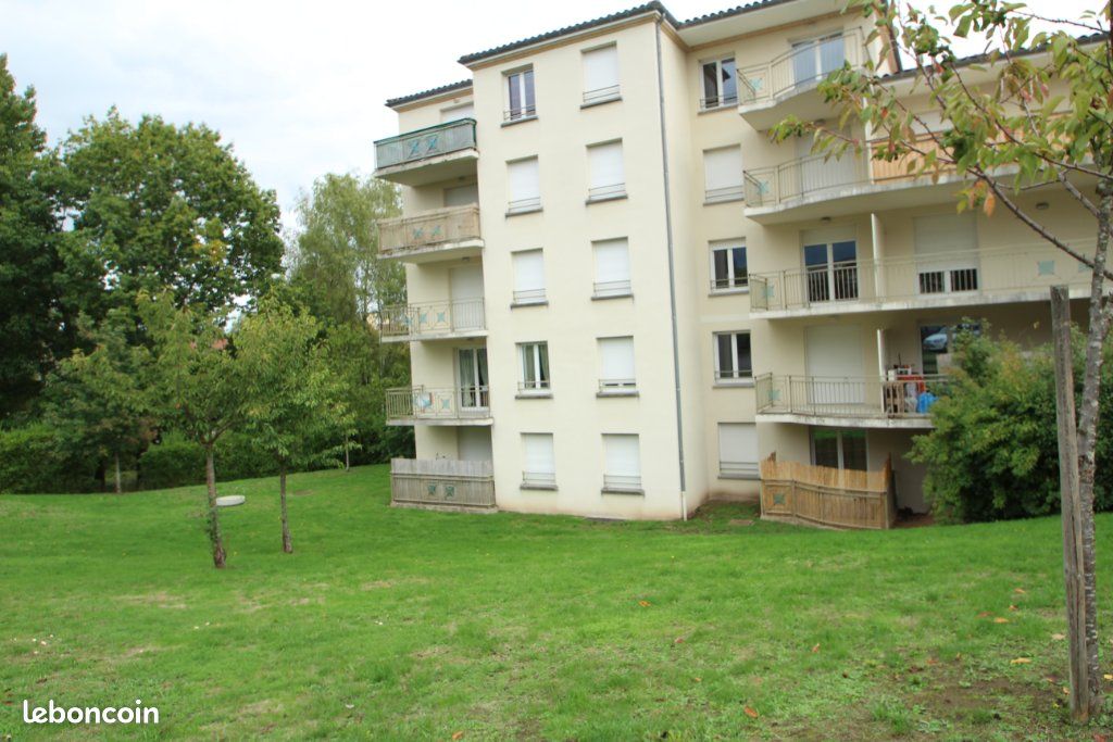 Appartement 2 pièces 37 m² · à Le Creusot · 37 m² · 360 €