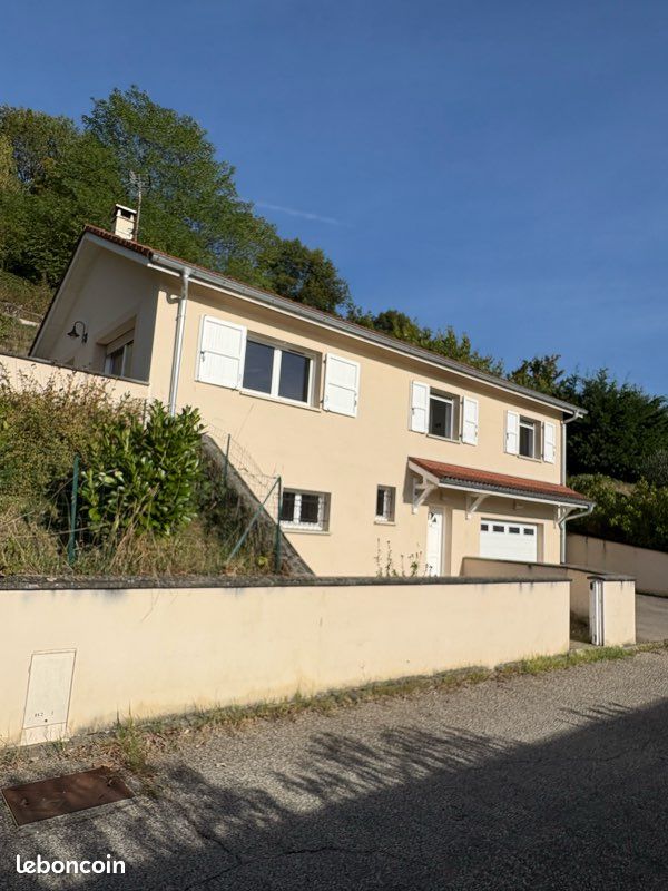Maison 6 pièces 120 m² · à Renage · 120 m² · 335 000 €