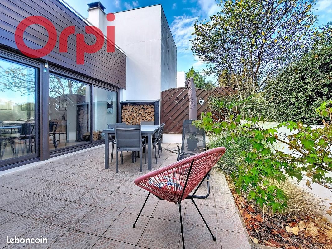 Maison 5 pièces 104 m² · à Boussy-Saint-Antoine · 104 m² · 279 000 €