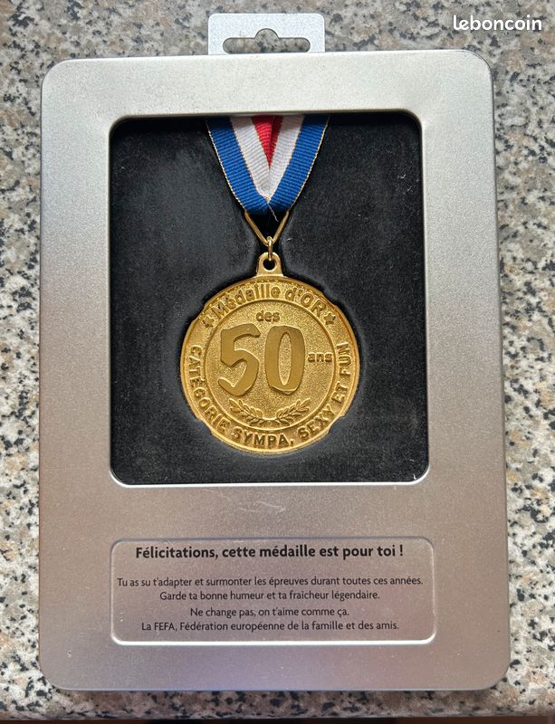 Médaille d’or des 50 ans (image 1)
