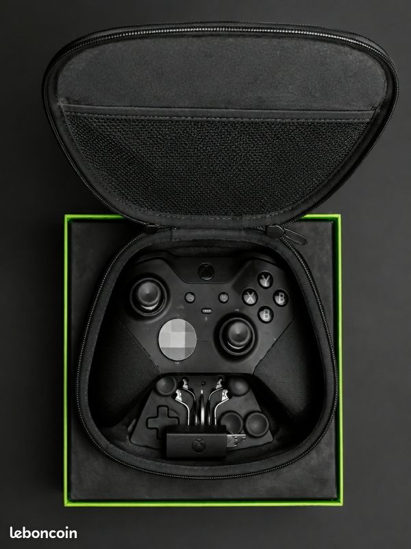 Manette Xbox Elite Series 2 officielle + boîte parfait état (image 2)