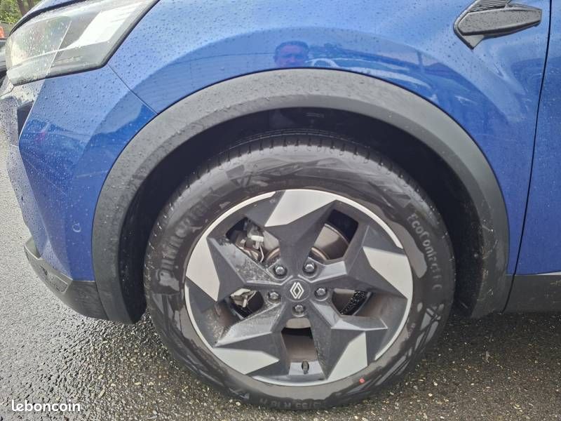Renault Captur E-Tech full hybrid 160 ch Techno (image 8)