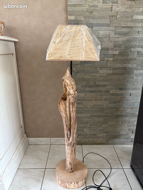 Lampe en bois flotté 1,10m neuve (image 1)