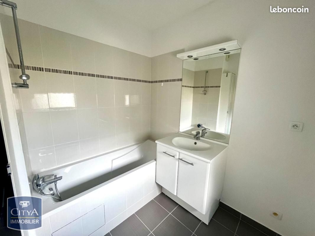 Appartement a louer tours - 2 pièce(s) - 45 m2 - Surfyn