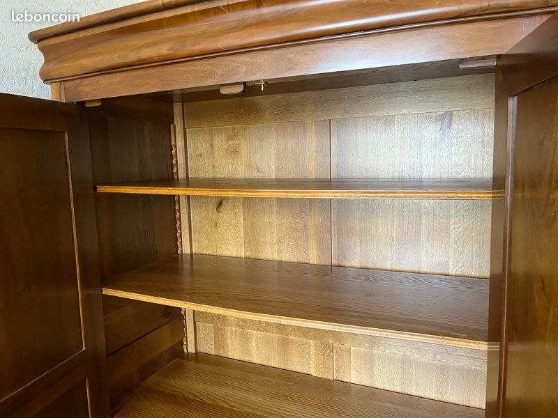 Armoire en noyer massif style Louis-Philippe (image 8)