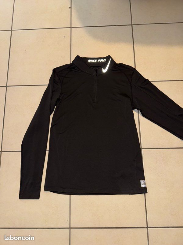 Veste noir sport Nike L (image 1)