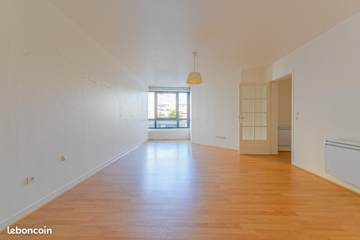 Appartement 2 pièces 65 m² · à Paris · 65 m² · 485 000 €