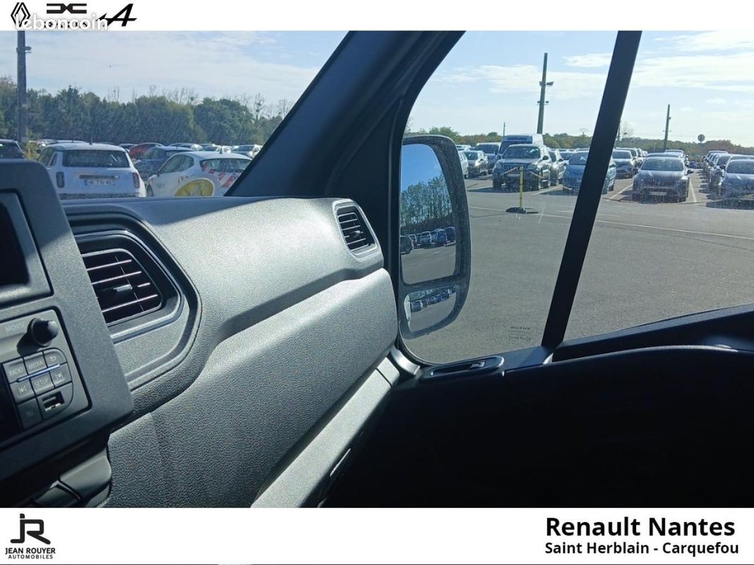 Renault Master Fg F3500 L3H3 2.3 Blue dCi 135ch Confort (image 18)