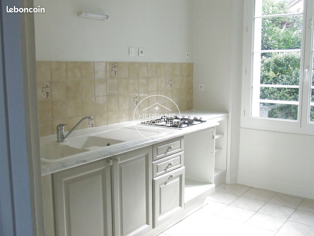 Appartement 4 pièces 84 m² · à Beaugency · 84 m² · 655 €/mois