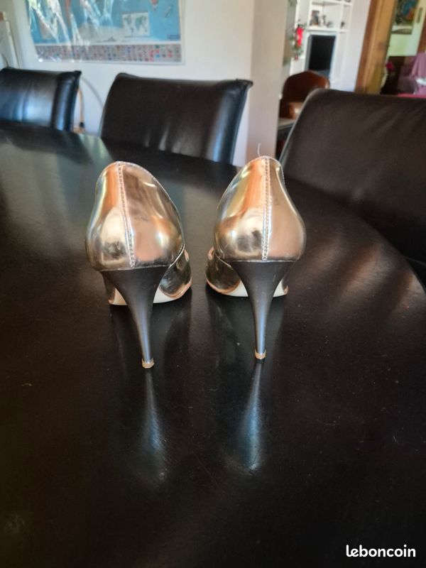 Chaussures dorées cuir (image 4)