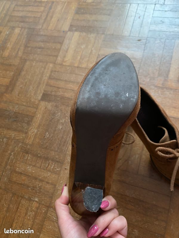 Richelieu Minelli En Cuir Marron - Talon Petit, Taille 38, Très Bon état (occasion)