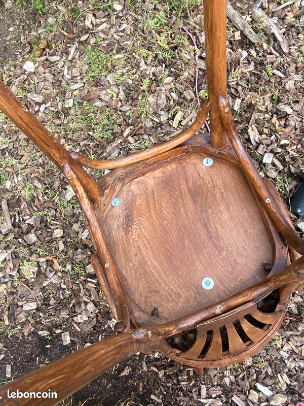 Chaise de bistrot (image 4)
