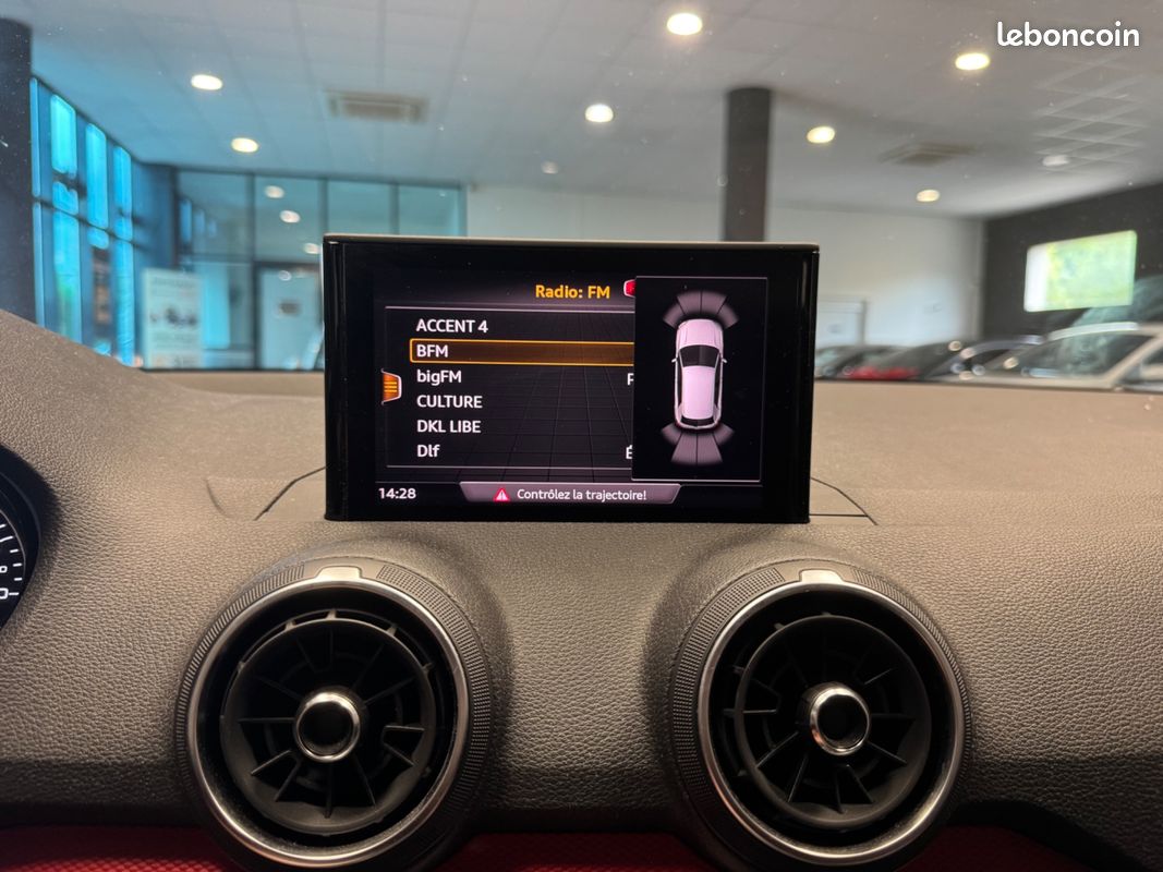 AUDI Q2 30 TFSI 116ch Business line (image 9)