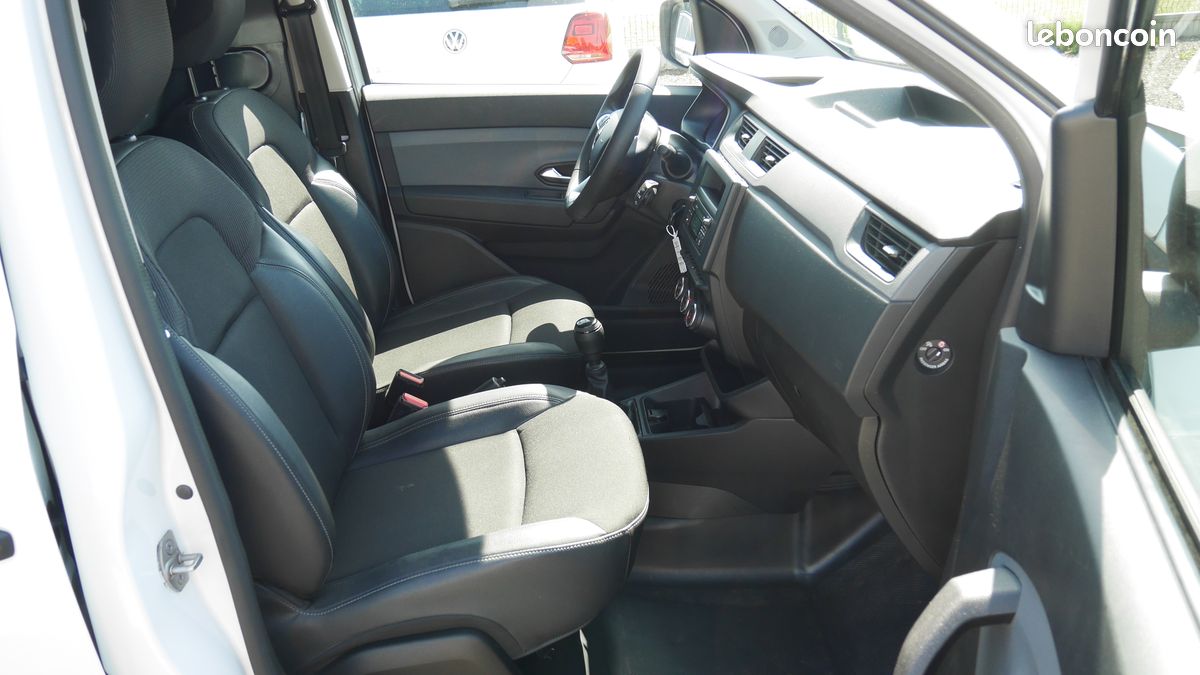 EXPRESS VAN 1.5 BLUE DCI 95 CONFORT tva récupérable (image 5)