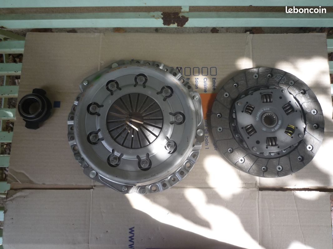 KIT D'EMBRAYAGE citroen/peugeot (image 2)
