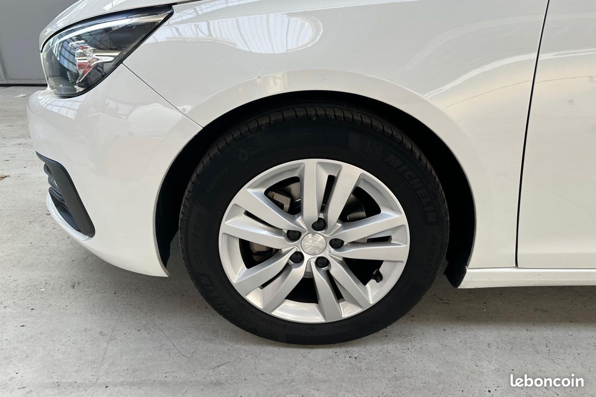 PEUGEOT 308 ACTIVE 130 ch 1.5L BlueHDi S&S (image 12)