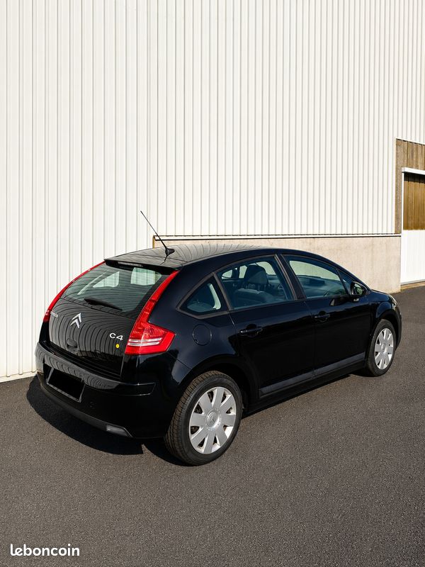 Citroën C4 1.4i 16V 90 ch – 167 800 km – Essence – 2010 (image 2)
