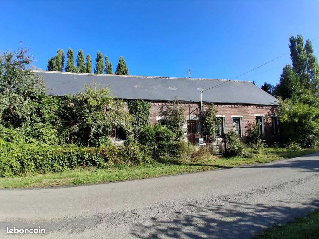 Maison 5 pièces 136 m² · à Le Favril · 136 m² · 232 000 €