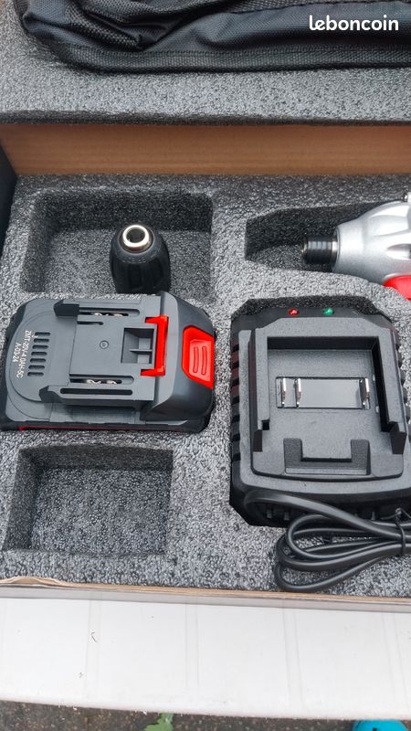 Coffret visseuse+ batterie (image 3)