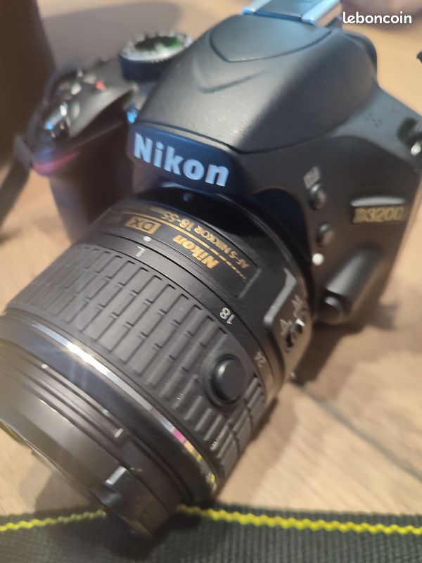Appareil photo Nikon D3200 (image 1)