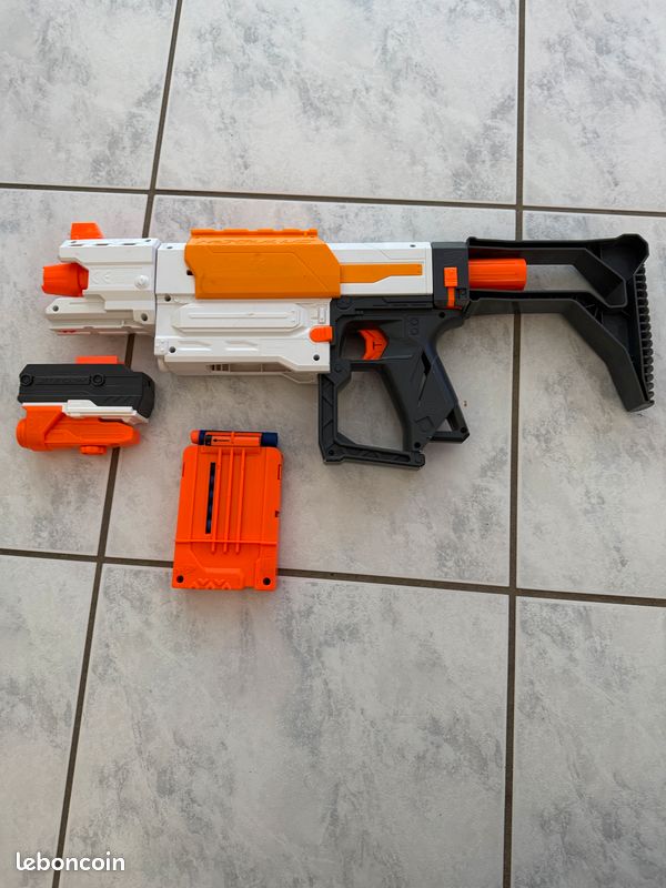 Nerf modulus avec accessoires (image 1)