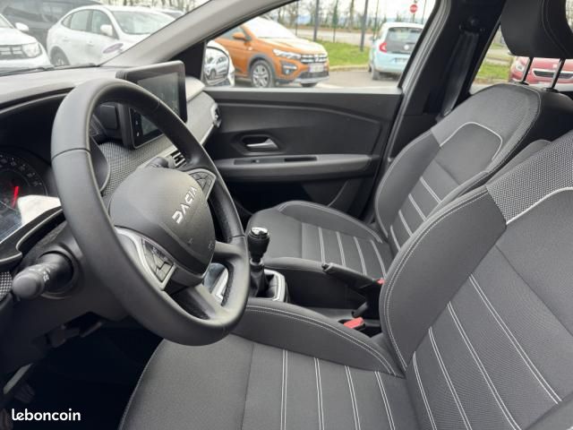 Dacia Jogger ECO-G 100 7 places Expression (image 14)