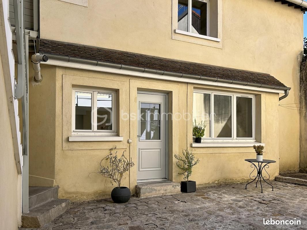 Appartement 2 pièces 48 m² · à Corbeil-Essonnes · 48 m² · 138 000 €