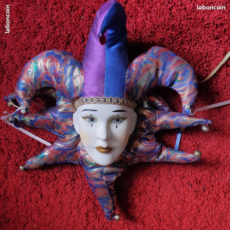 Masque vénten en céramque - pent à la man - Etsy France