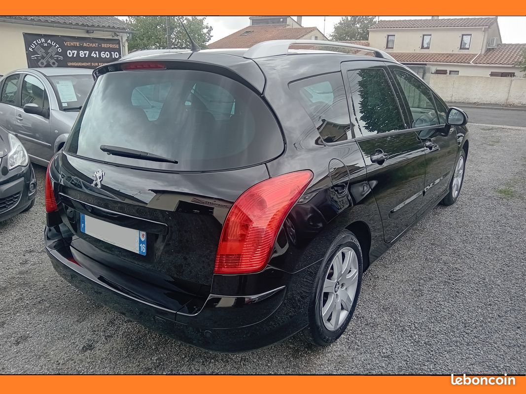 Peugeot 308 I restylée 1.6 e-HDi 112cv Série Spéciale Family 7 places 225 000 kms (image 3)