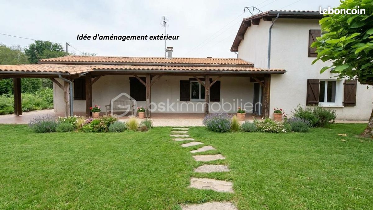 Maison 4 pièces 120 m² · aux Églisottes-et-Chalaures · 120 m² · 137 000 €