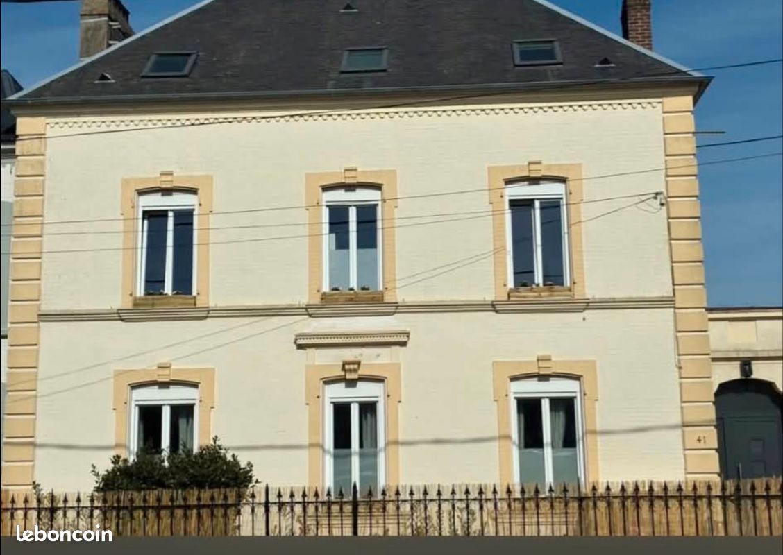 Maison 13 pièces 238 m² · à Saint-Étienne-au-Mont · 238 m² · 360 000 €