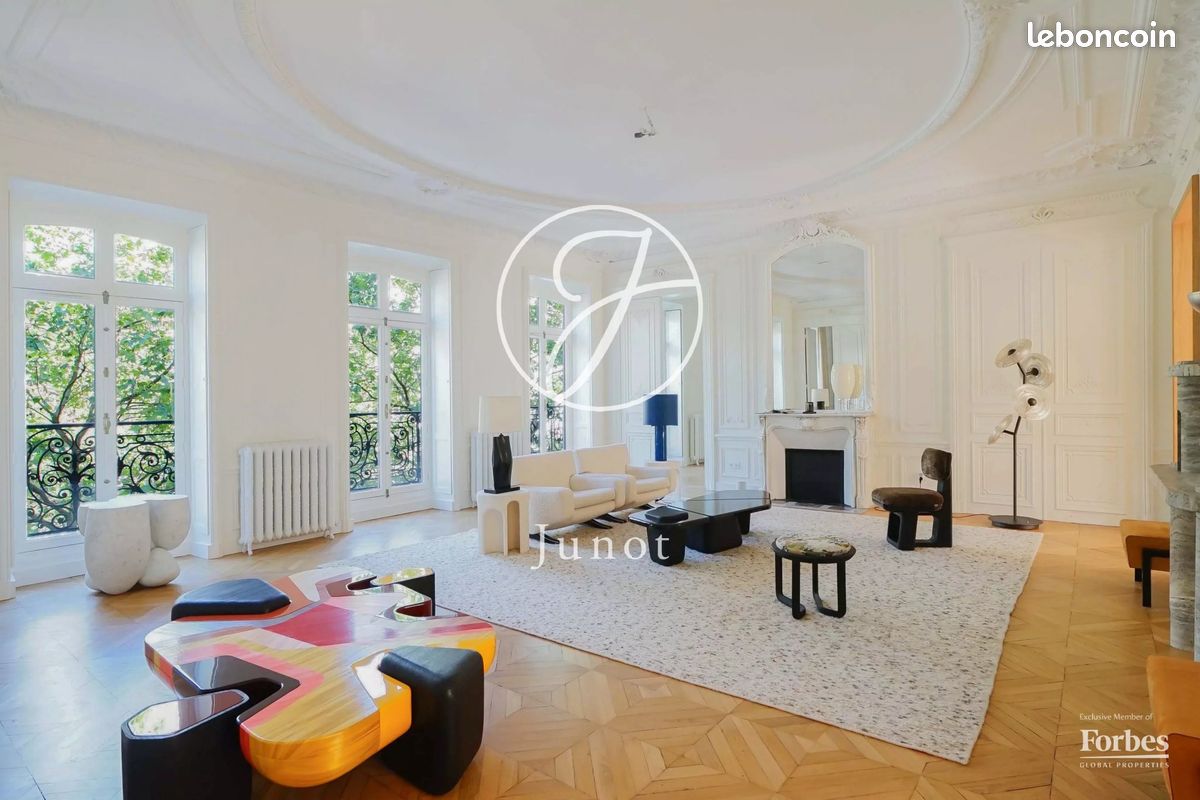 Appartement 6 pièces 255 m² · à Paris · 255 m² · 4 500 000 €