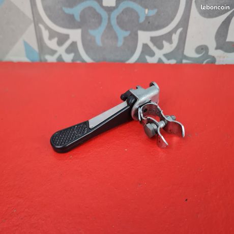 Manette de vitesse Simplex - Équipements vélos Manette de vitesse Simplex - Équipements vélos