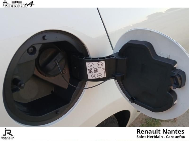 Renault Clio 1.6 E-Tech 145ch full hybrid Evolution (image 29)