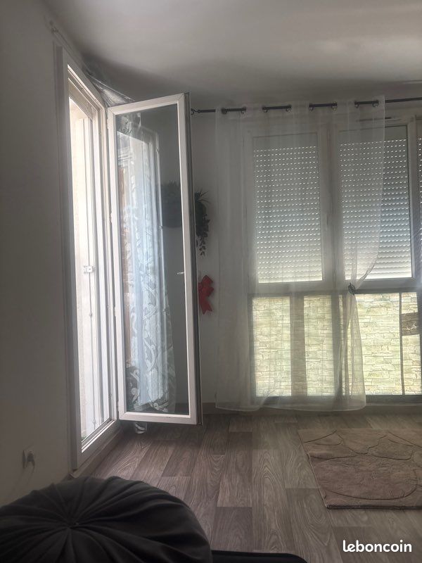 Appartement 3 pièces 70 m² · à Vitrolles · 70 m² · 540 €/mois