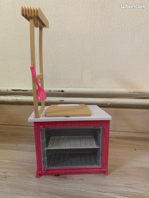 Petite cuisine pour Barbie (image 3)