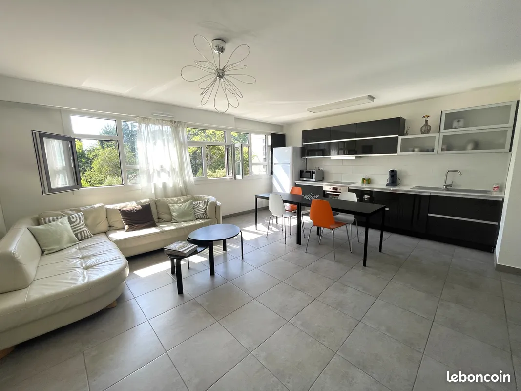 Image 3 Pièces · 76 m²3 Pièces, 76 m² · Villejuif 94800 · Quartier Epi d'Or - Lozaits - Lilas