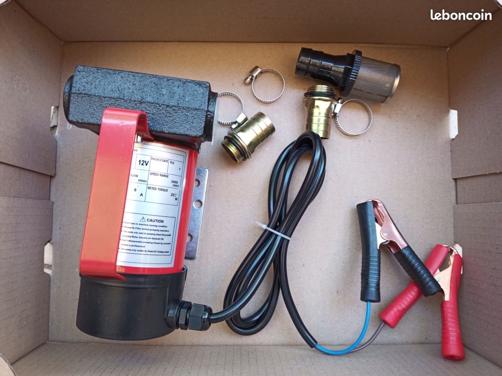 Pompe 12 voltes puissante 12V 200w 40L par minute (image 1)