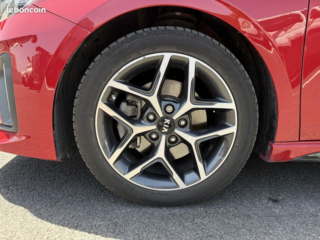 KIA CEED GT LINE - 1.4 T-GDI 140 BVA - Origine France / Suivi 100% KIA (image 40)