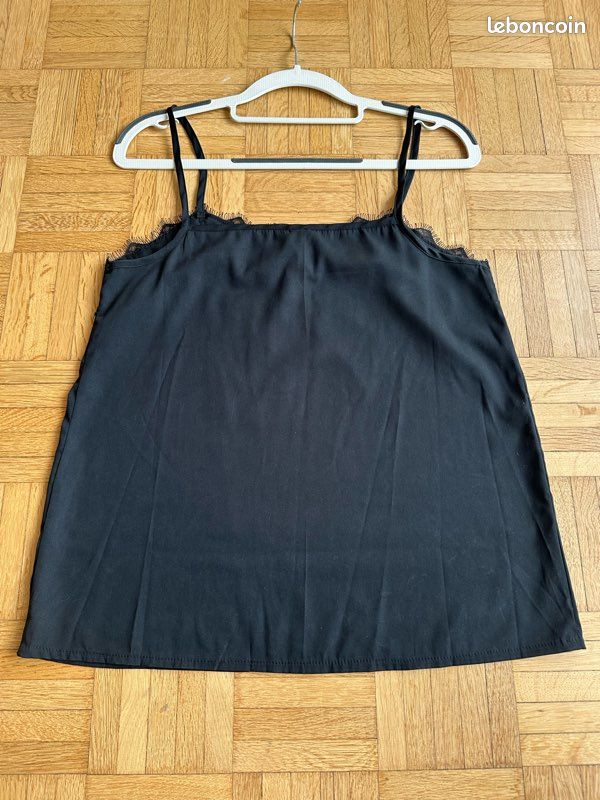 Haut noir T.36 (image 5)